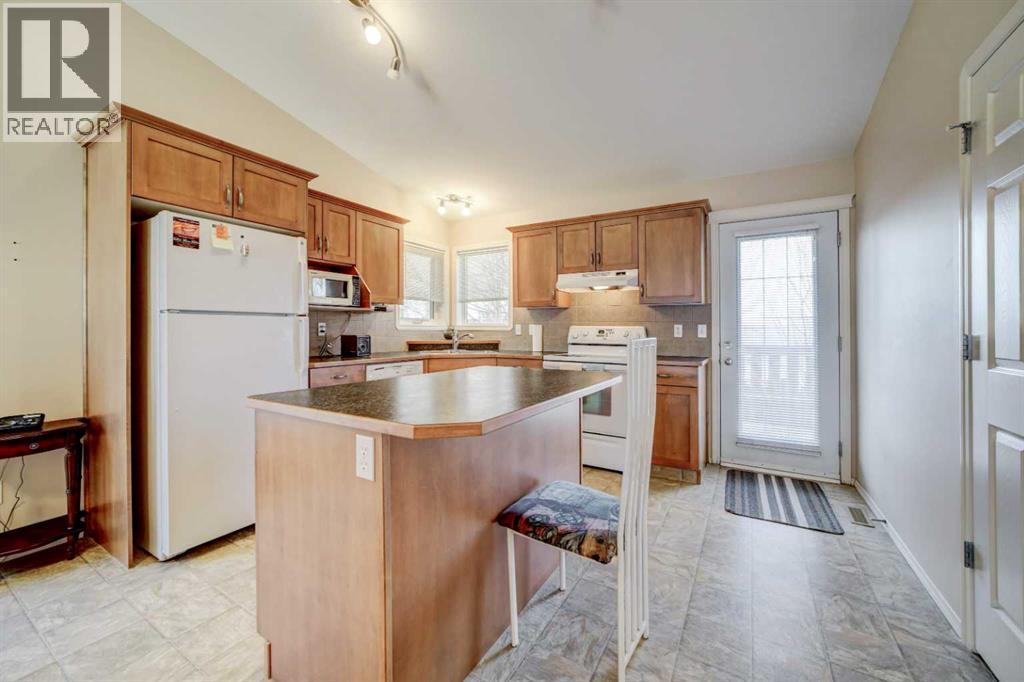 425 Edinburgh Road W, Lethbridge, Alberta  T1J 5A6 - Photo 13 - A2277868