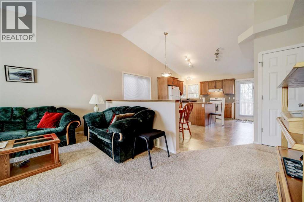 425 Edinburgh Road W, Lethbridge, Alberta  T1J 5A6 - Photo 6 - A2277868