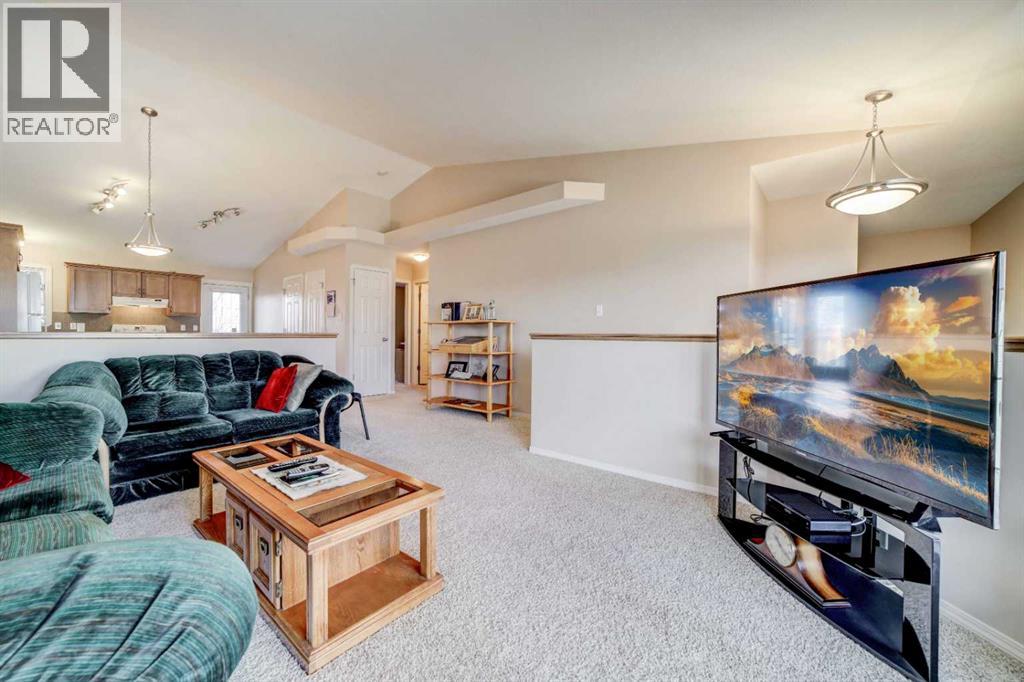 425 Edinburgh Road W, Lethbridge, Alberta  T1J 5A6 - Photo 9 - A2277868