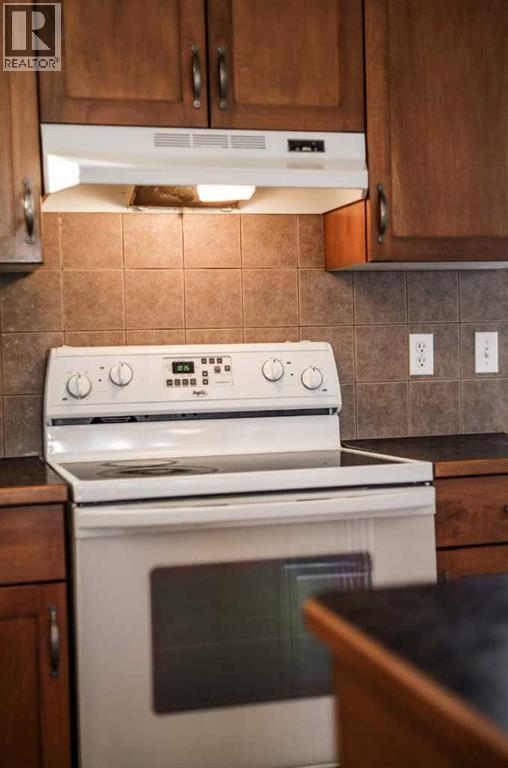 425 Edinburgh Road W, Lethbridge, Alberta  T1J 5A6 - Photo 36 - A2277868