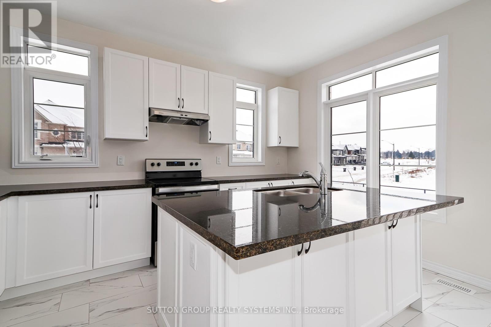 31 Nicort Road, Wasaga Beach, Ontario  L9Z 0N1 - Photo 5 - S12697558