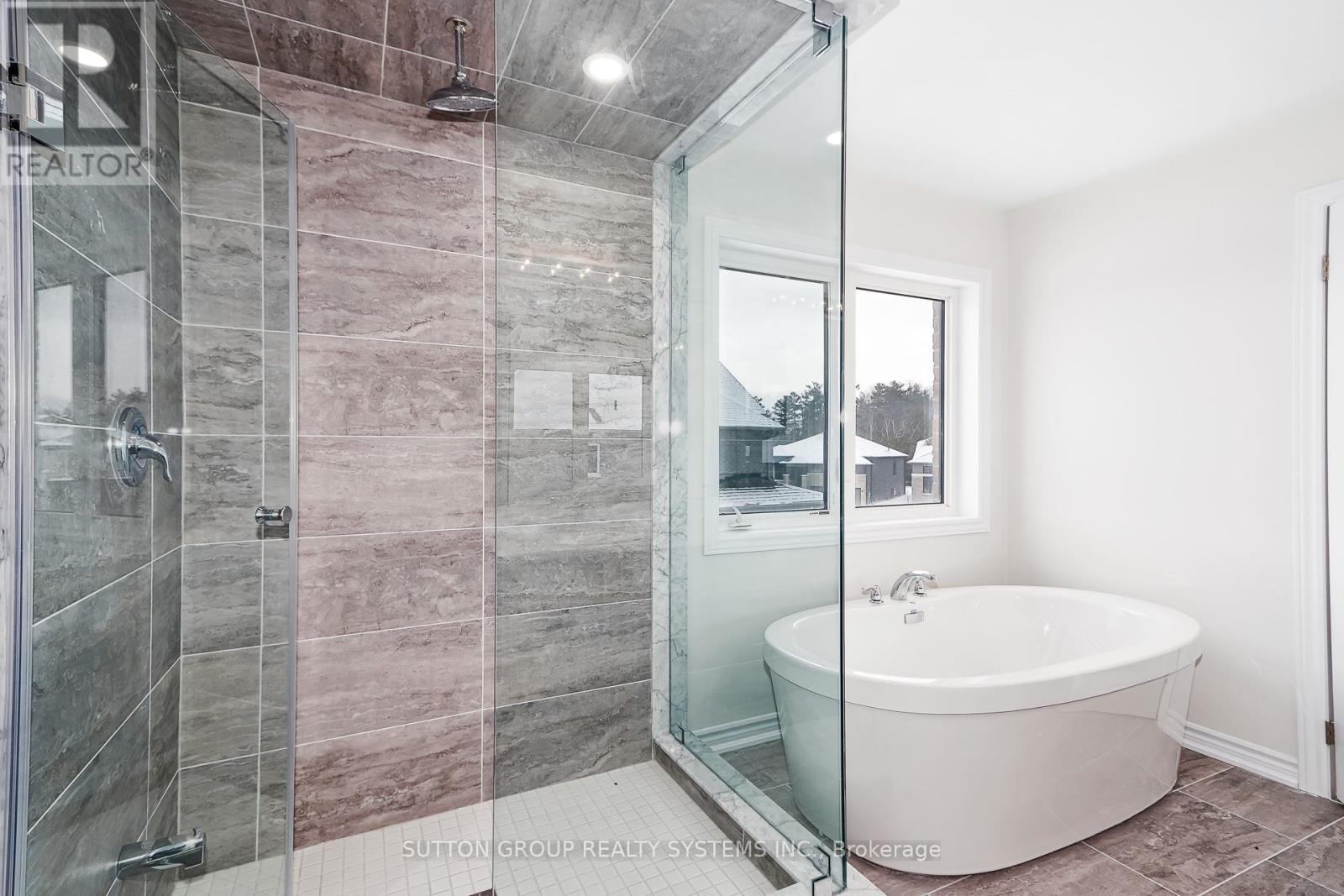 6 Tran Road, Wasaga Beach, Ontario  L9Z 0M9 - Photo 14 - S12697594