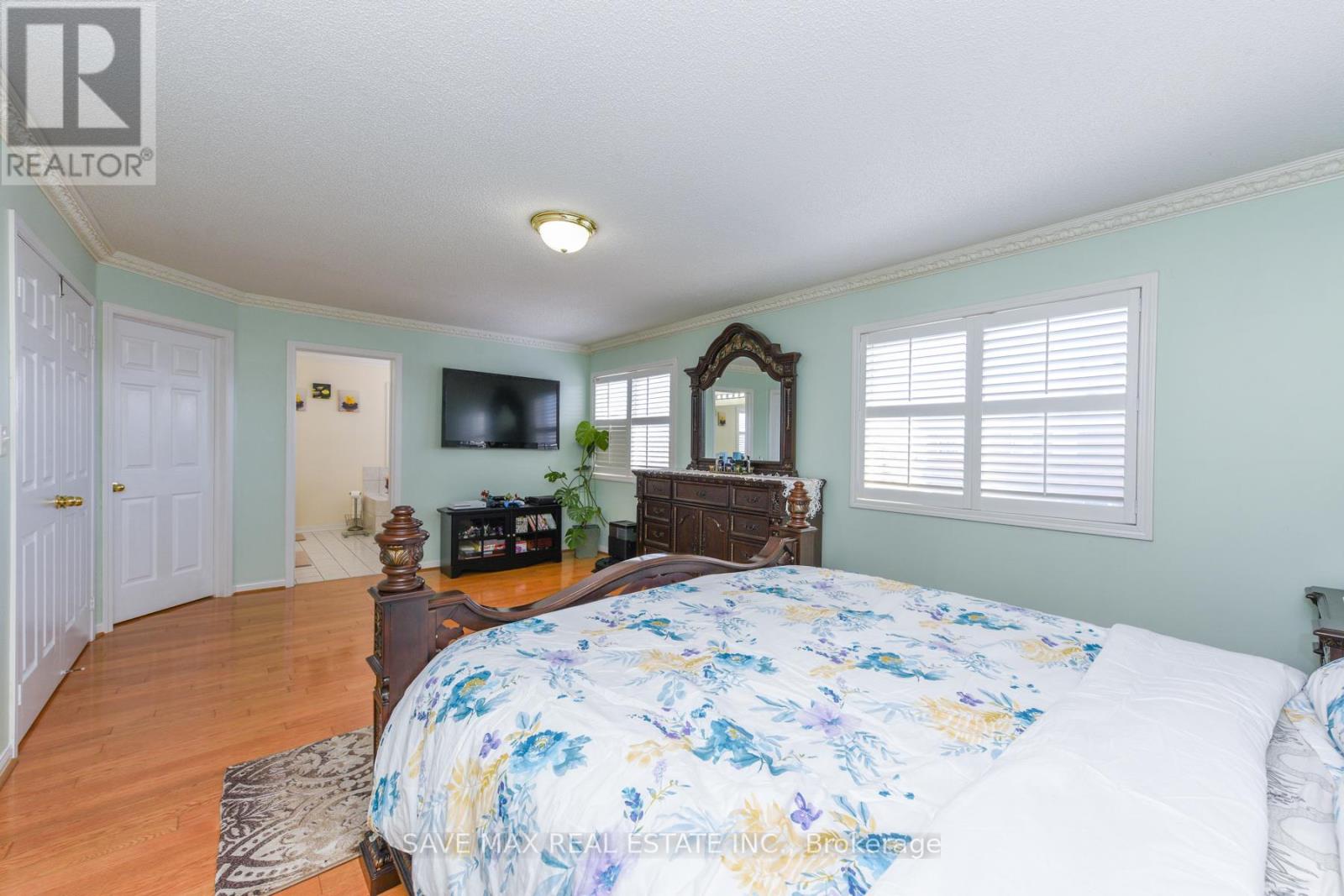 186 Mountainberry Road, Brampton, Ontario  L6R 2L2 - Photo 20 - W12693012