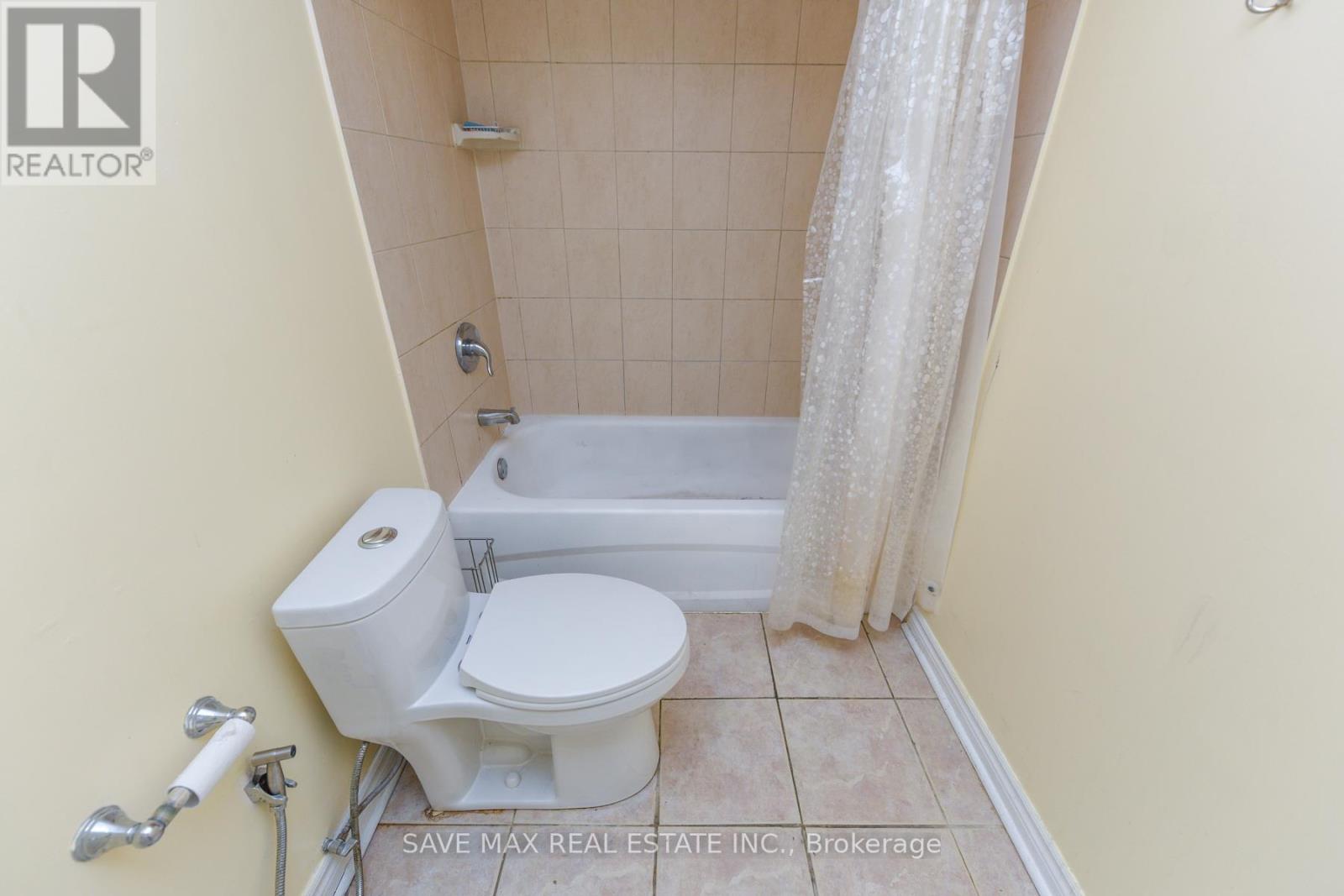 186 Mountainberry Road, Brampton, Ontario  L6R 2L2 - Photo 29 - W12693012