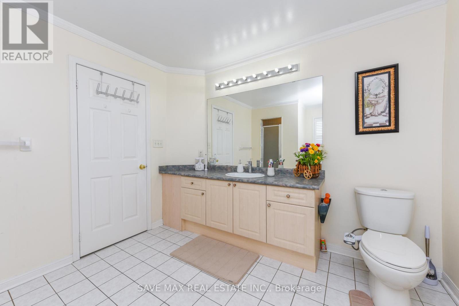 186 Mountainberry Road, Brampton, Ontario  L6R 2L2 - Photo 21 - W12693012