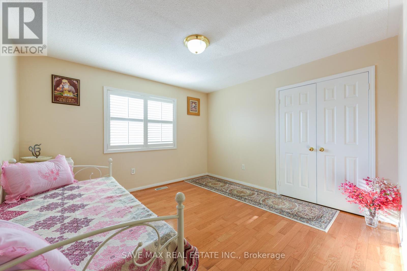 186 Mountainberry Road, Brampton, Ontario  L6R 2L2 - Photo 22 - W12693012