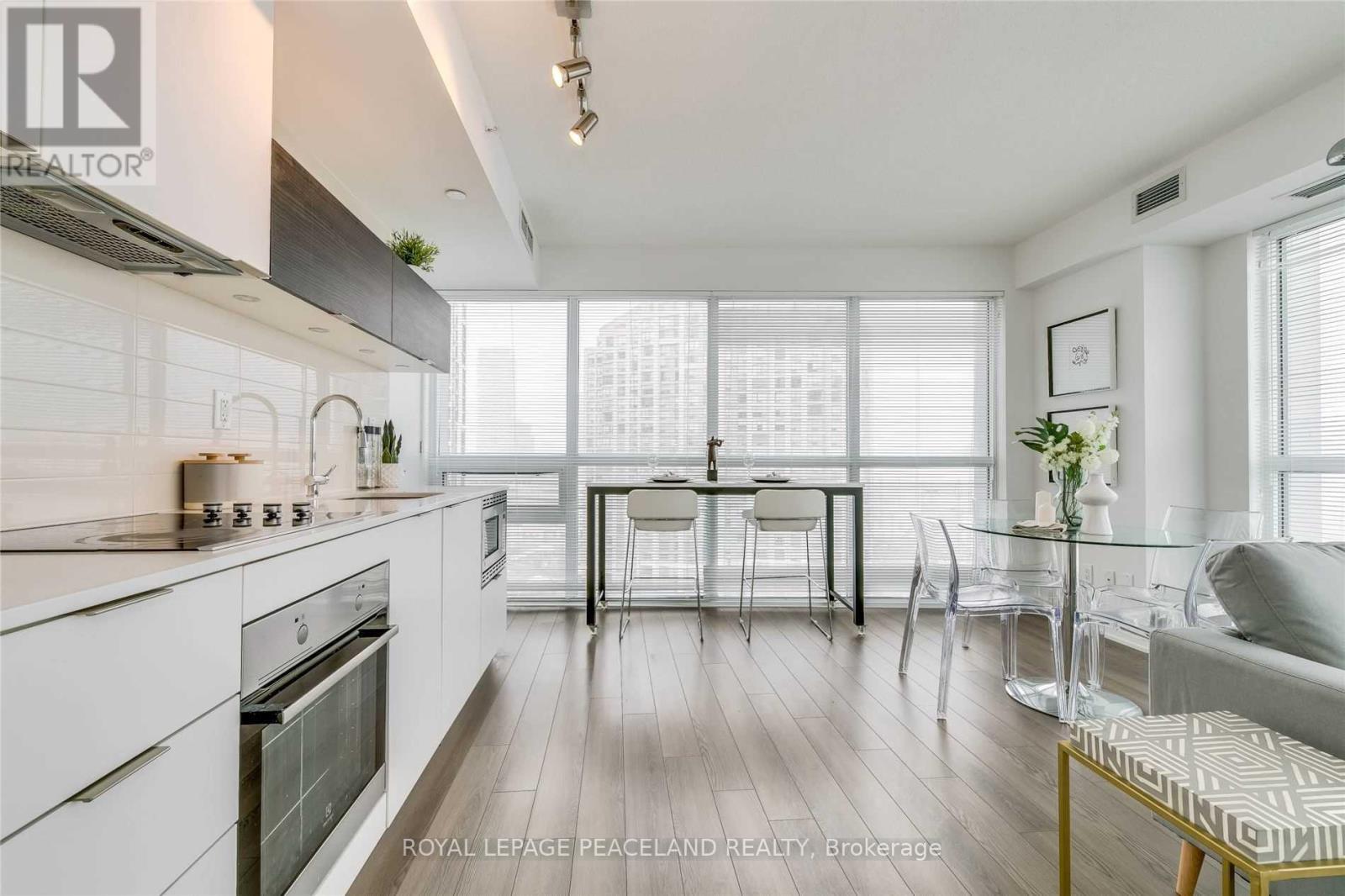 1207 - 20 Thomas Riley Road, Toronto, Ontario  M9B 1B3 - Photo 13 - W12697574