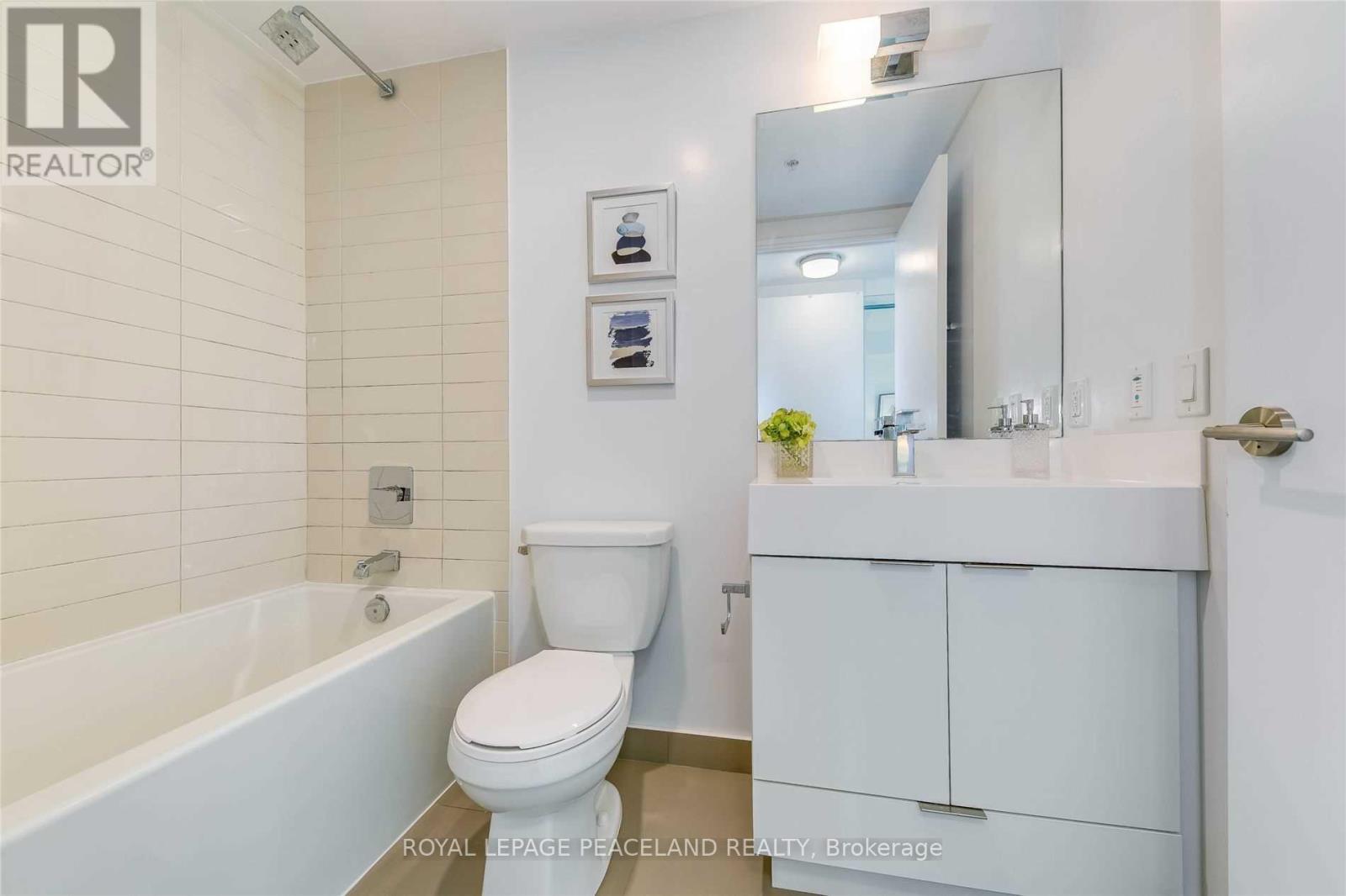 1207 - 20 Thomas Riley Road, Toronto, Ontario  M9B 1B3 - Photo 17 - W12697574