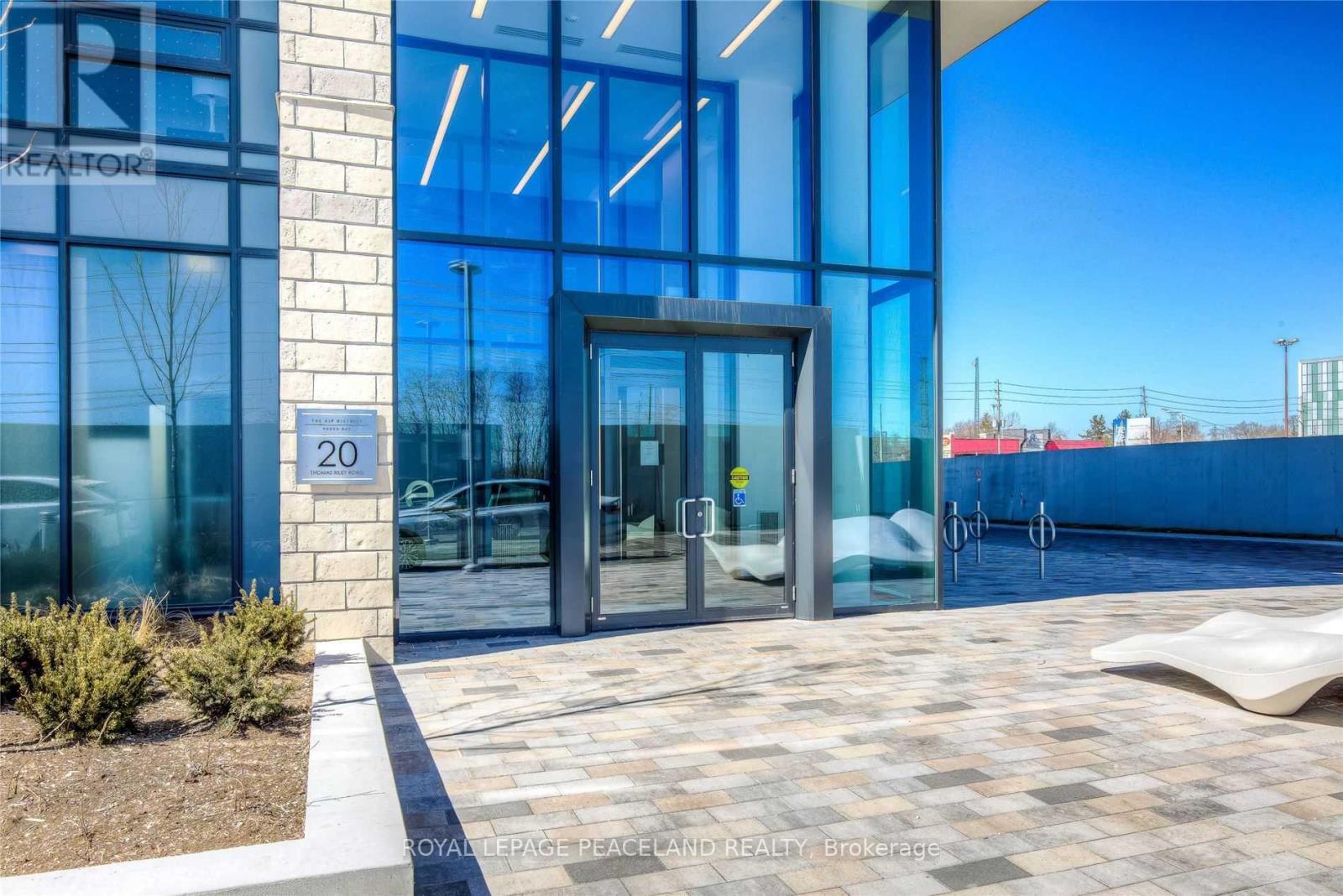 1207 - 20 Thomas Riley Road, Toronto, Ontario  M9B 1B3 - Photo 5 - W12697574