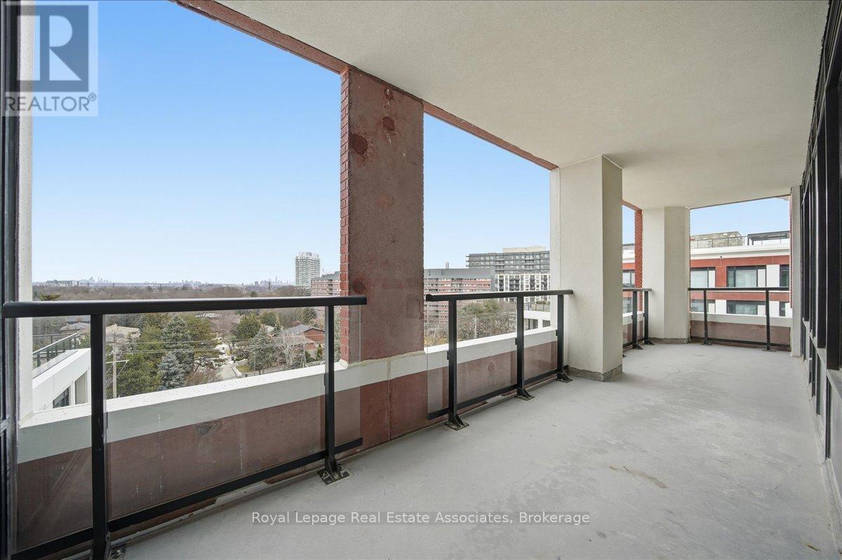 725 - 259 The Kingsway, Toronto, Ontario  M9A 0G2 - Photo 38 - W12697596