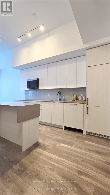 422 - 2489 TAUNTON ROAD, Oakville, Ontario