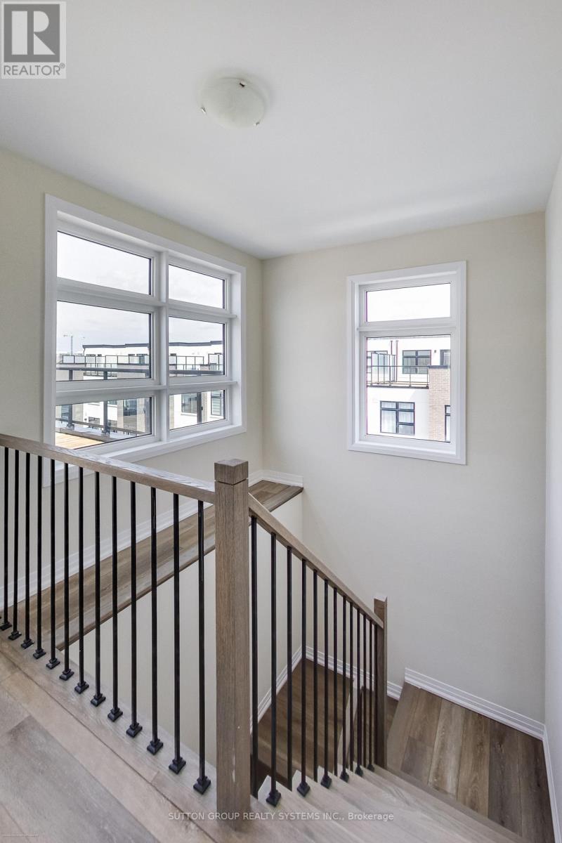 102 - 1593 Rose Way, Milton, Ontario  L9E 0J2 - Photo 11 - W12697614