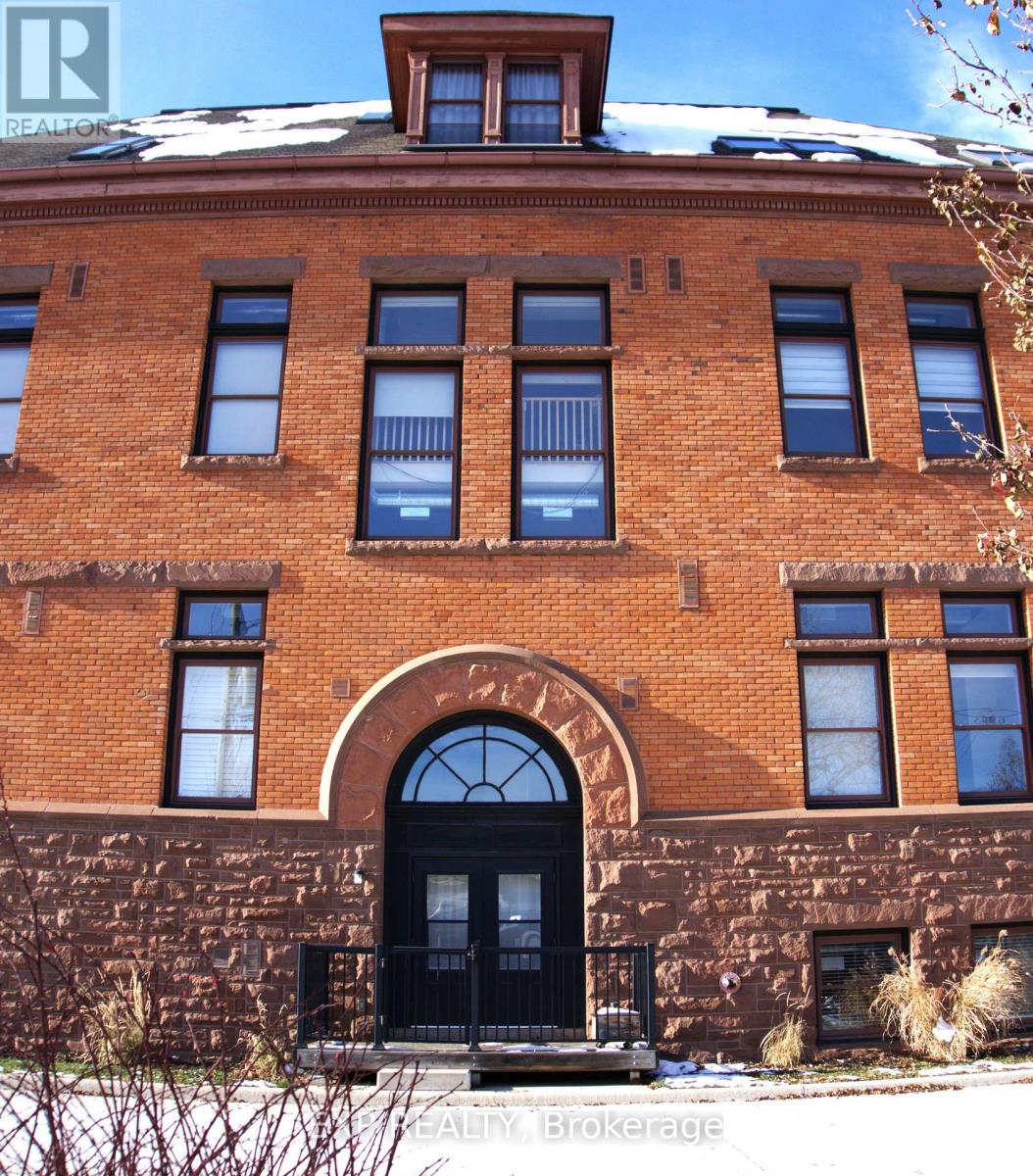 311 - 200 Stinson Street, Hamilton, Ontario  L8N 4J5 - Photo 2 - X12697546