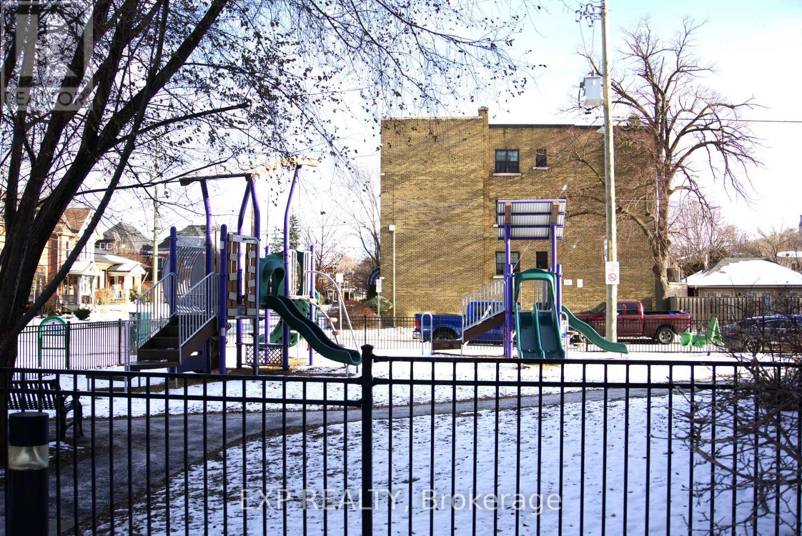 311 - 200 Stinson Street, Hamilton, Ontario  L8N 4J5 - Photo 4 - X12697546