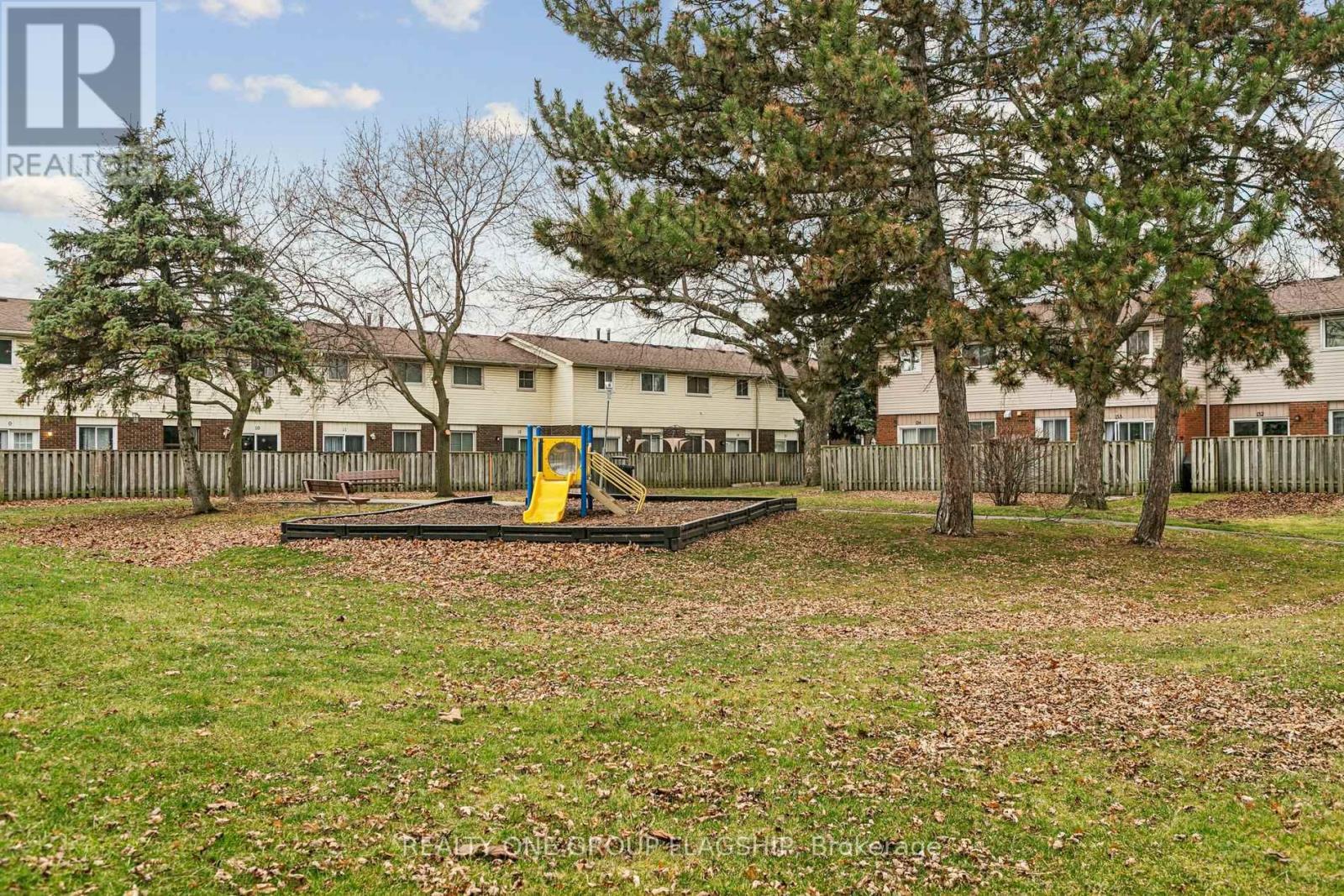 137 - 100 Quigley Road, Hamilton, Ontario  L8K 6J1 - Photo 22 - X12697556