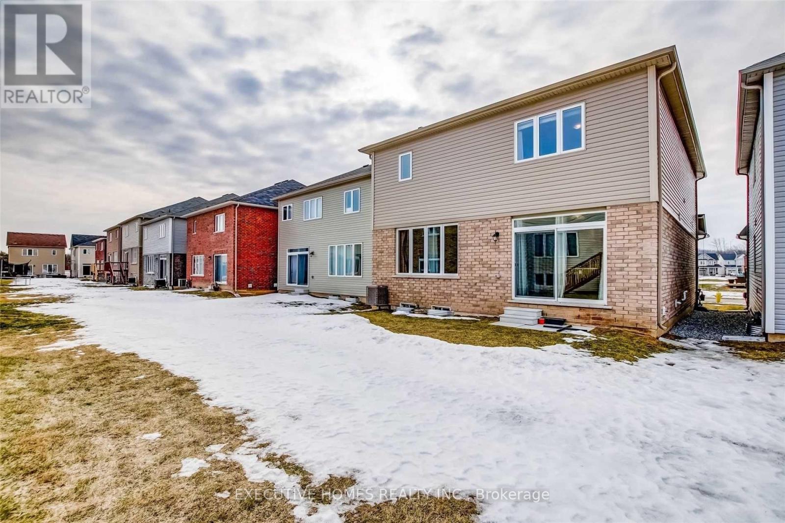 14 Vaughn Drive, Thorold, Ontario  L3B 0G8 - Photo 16 - X12697584