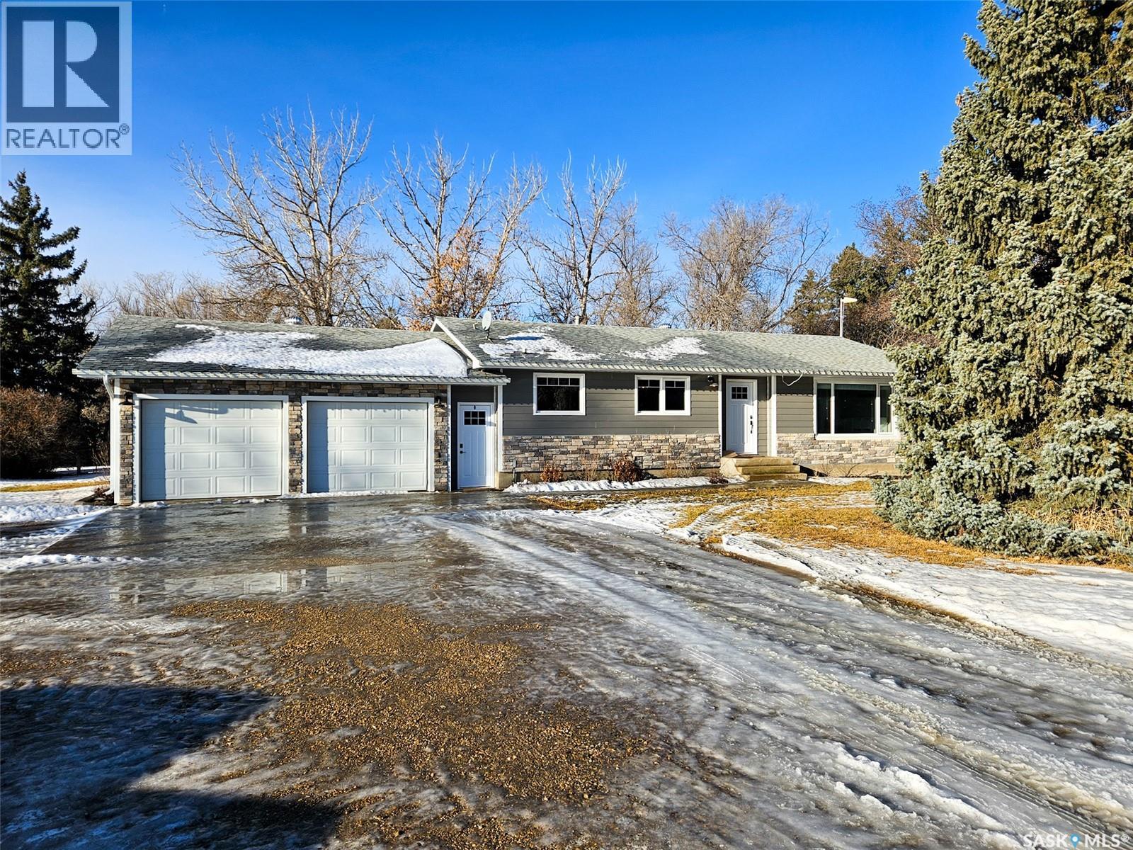 209 Flowerville AVENUE, Lac Pelletier Rm No. 107, Saskatchewan