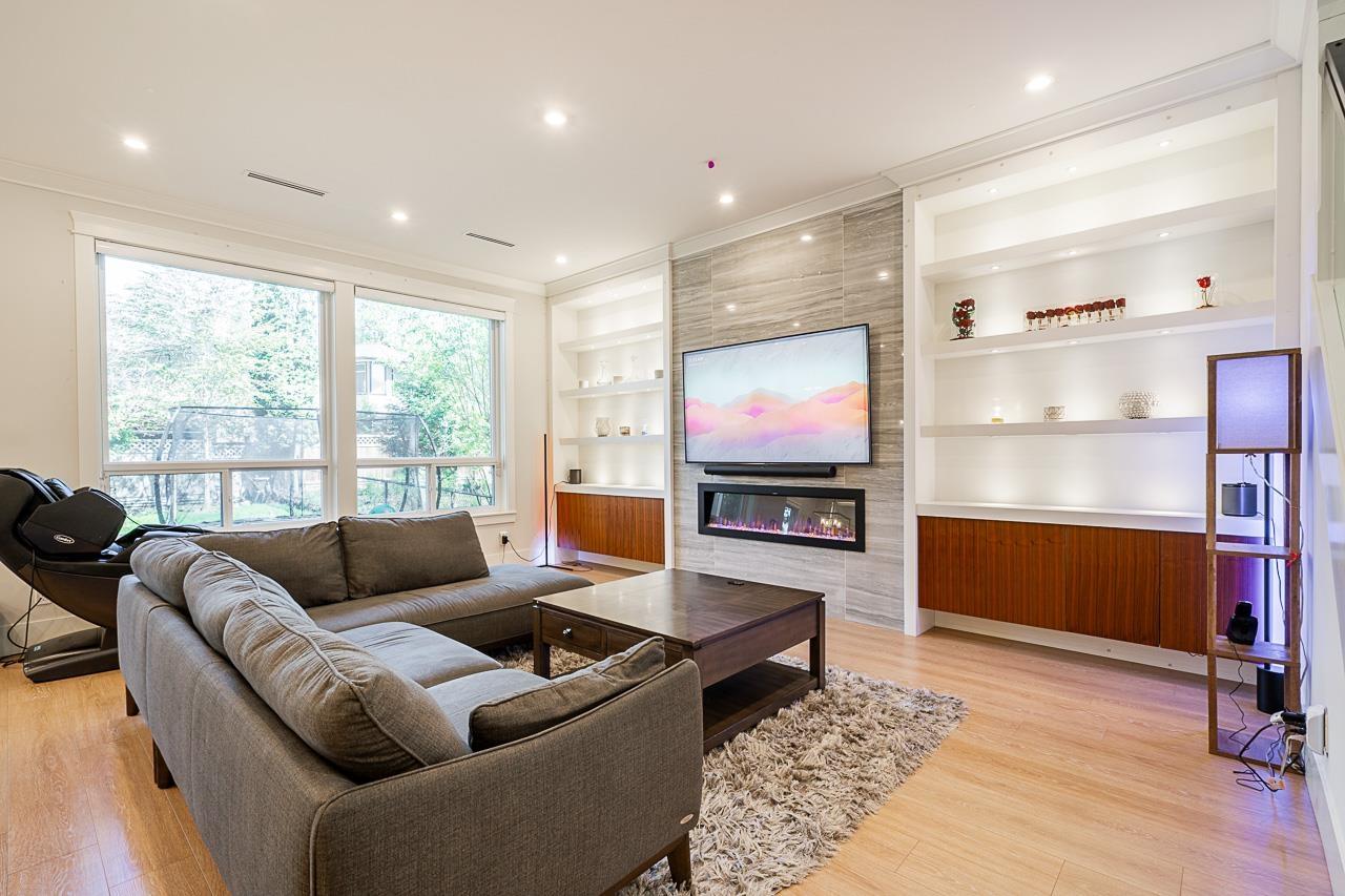 15699 77b Avenue, Surrey, British Columbia  V3S 3P9 - Photo 6 - R3078748