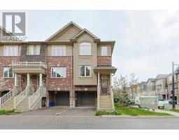 20 BARLEY LANE, Hamilton, Ontario