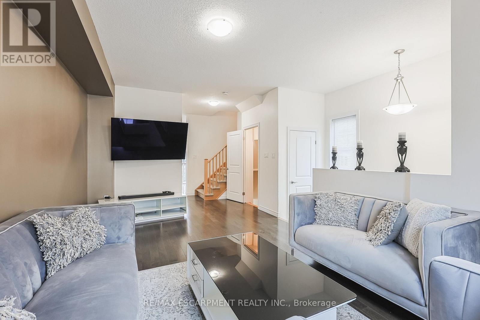 20 Barley Lane, Hamilton, Ontario  L9K 0K1 - Photo 8 - X12669604