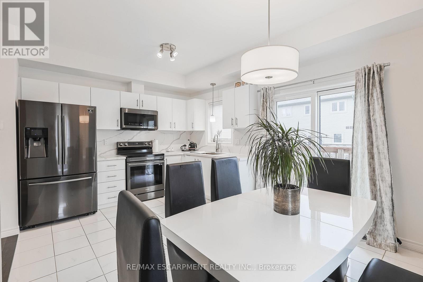 20 Barley Lane, Hamilton, Ontario  L9K 0K1 - Photo 16 - X12669604