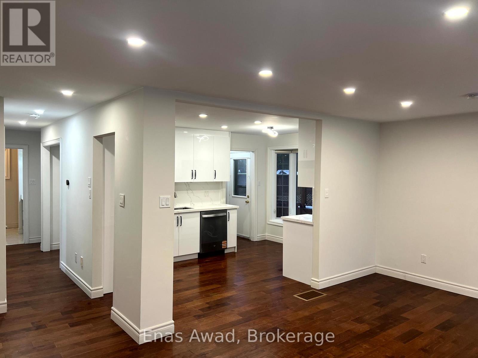 1402 Clearview Drive, Peterborough, Ontario  K9K 1Z8 - Photo 3 - X12697644