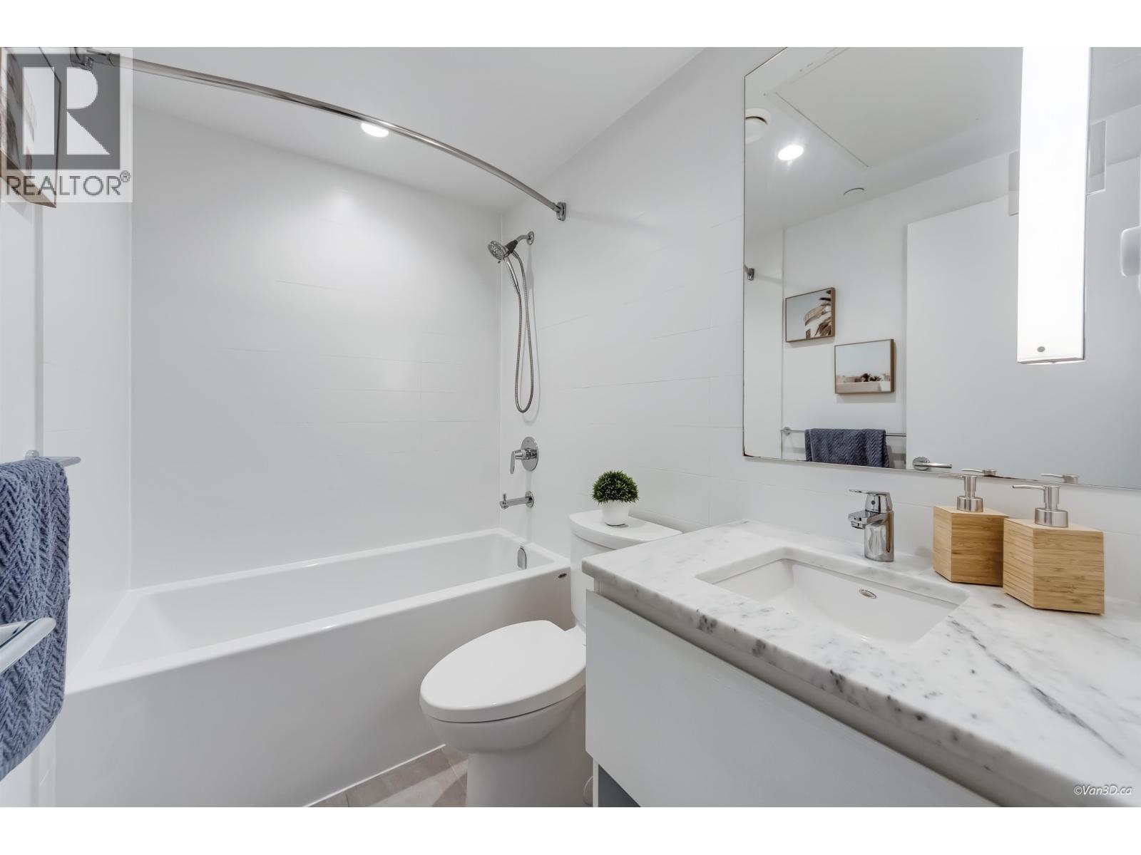 1402 525 Foster Avenue, Coquitlam, British Columbia  V3J 0H6 - Photo 11 - R3077332