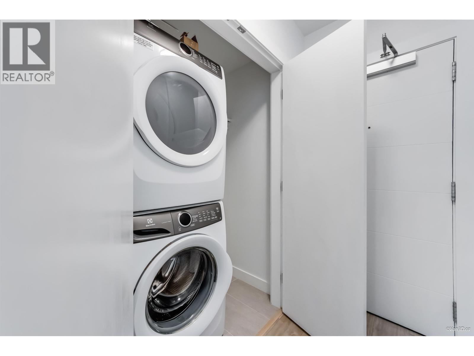 1402 525 Foster Avenue, Coquitlam, British Columbia  V3J 0H6 - Photo 12 - R3077332