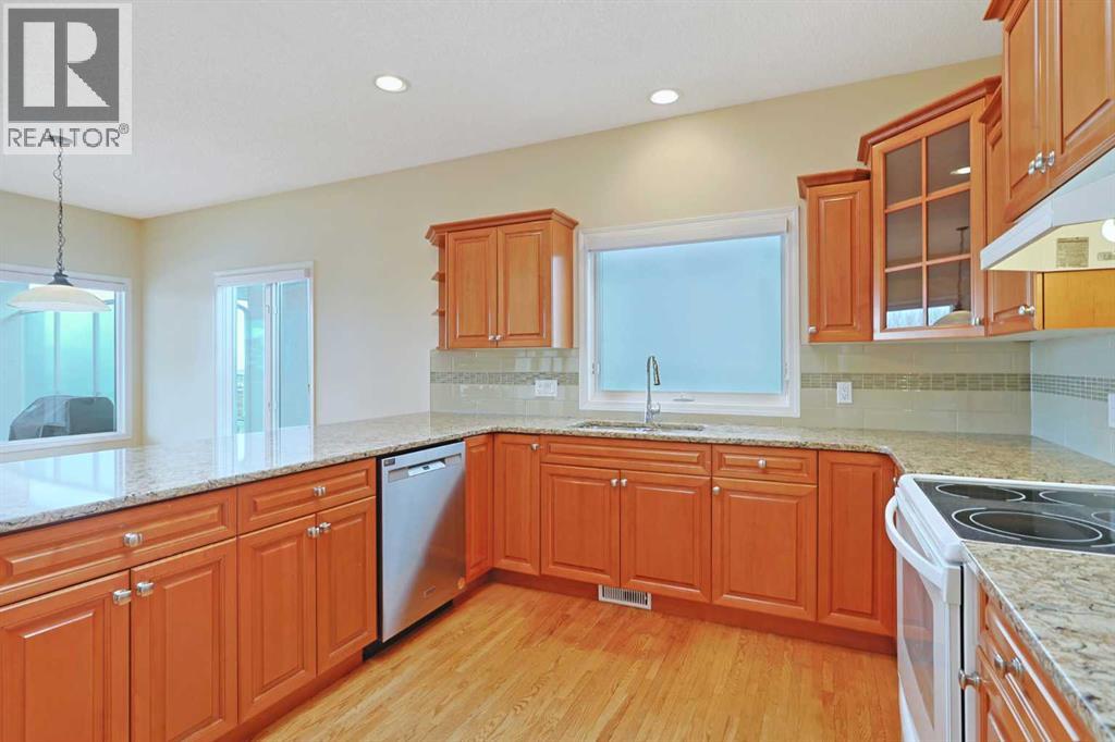 108 Hamptons Heights Nw, Calgary, Alberta  T3A 5S1 - Photo 18 - A2276320