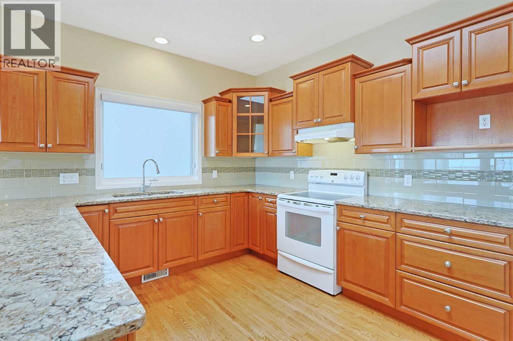 108 Hamptons Heights Nw, Calgary, Alberta  T3A 5S1 - Photo 15 - A2276320