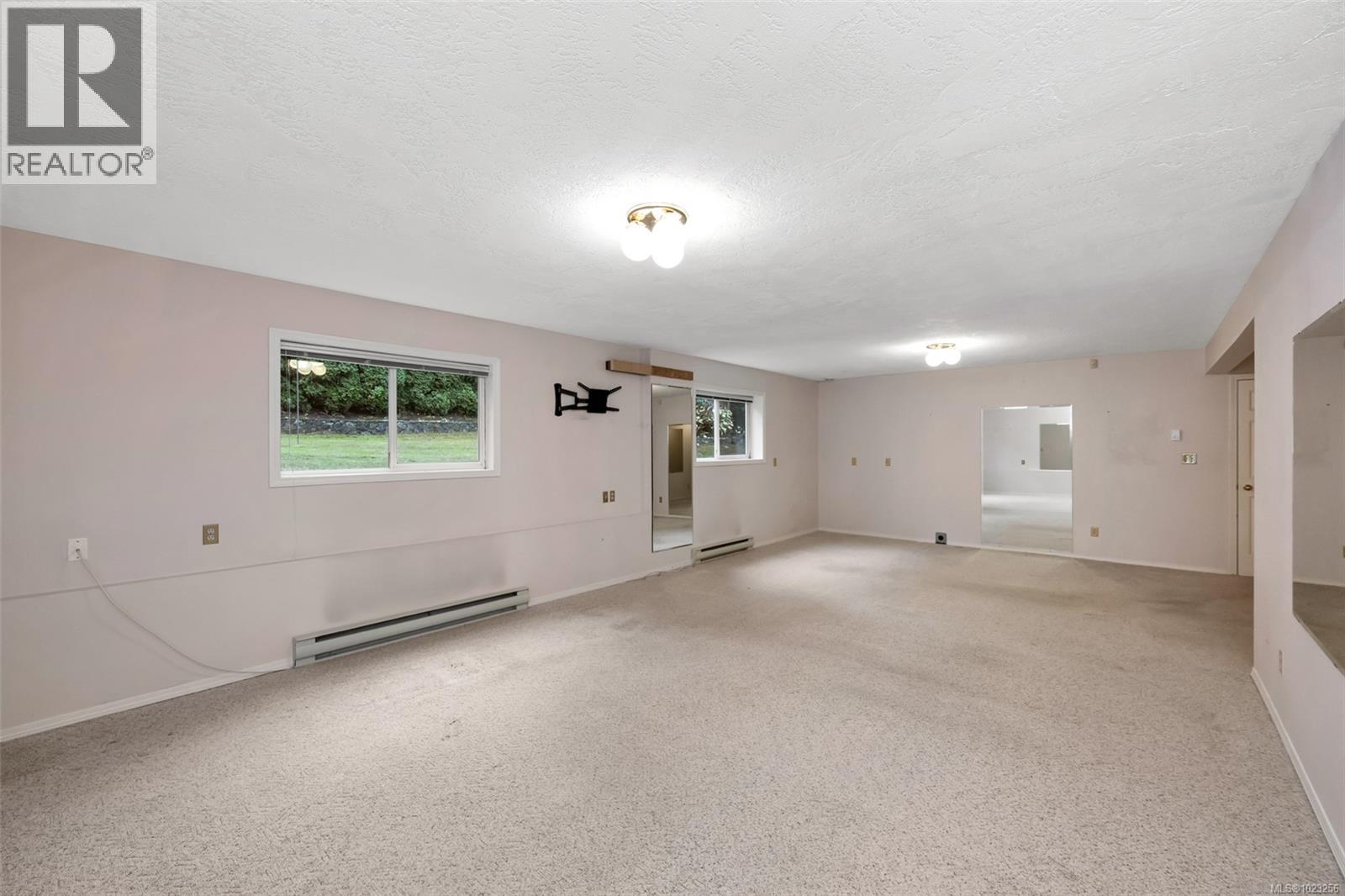 4335 Emily Carr Dr, Saanich, British Columbia  V8X 5E4 - Photo 48 - 1023256