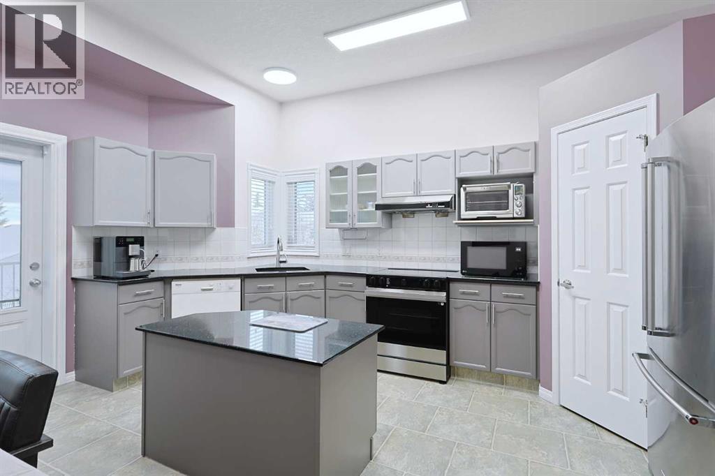 252 Citadel Park Nw, Calgary, Alberta  T3G 3X8 - Photo 17 - A2277232