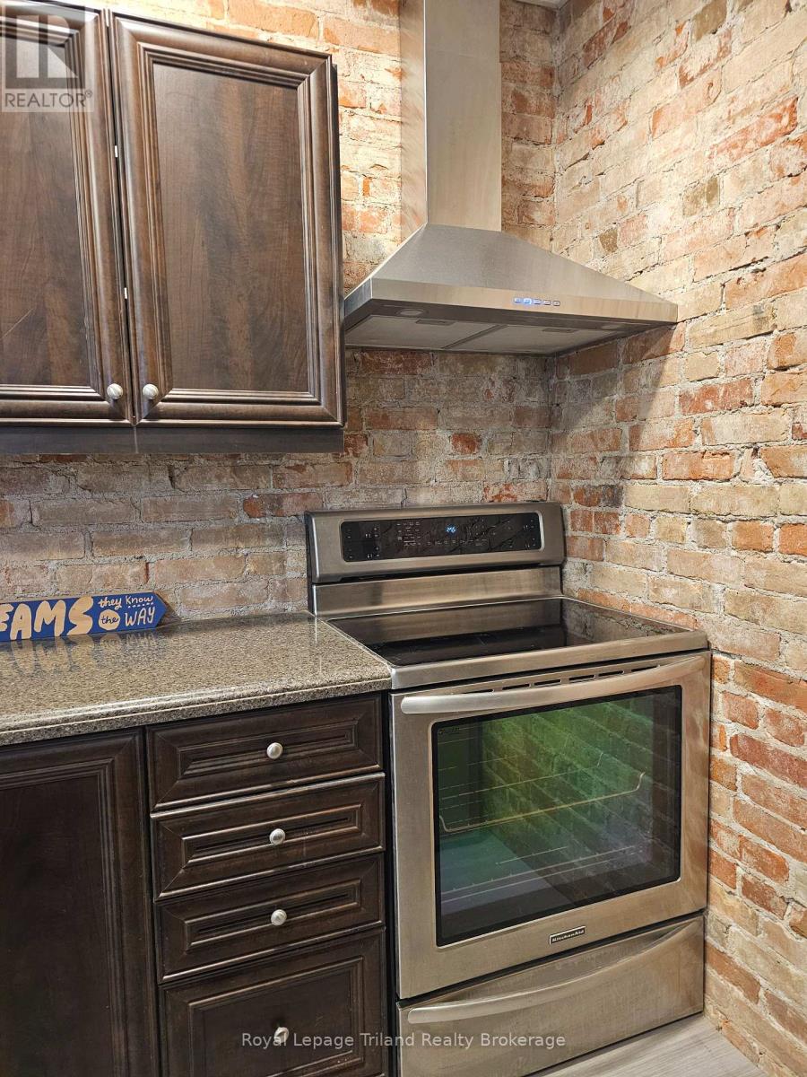 3 - 565 Peel Street, Woodstock, Ontario  N4S 1K5 - Photo 12 - X12697436