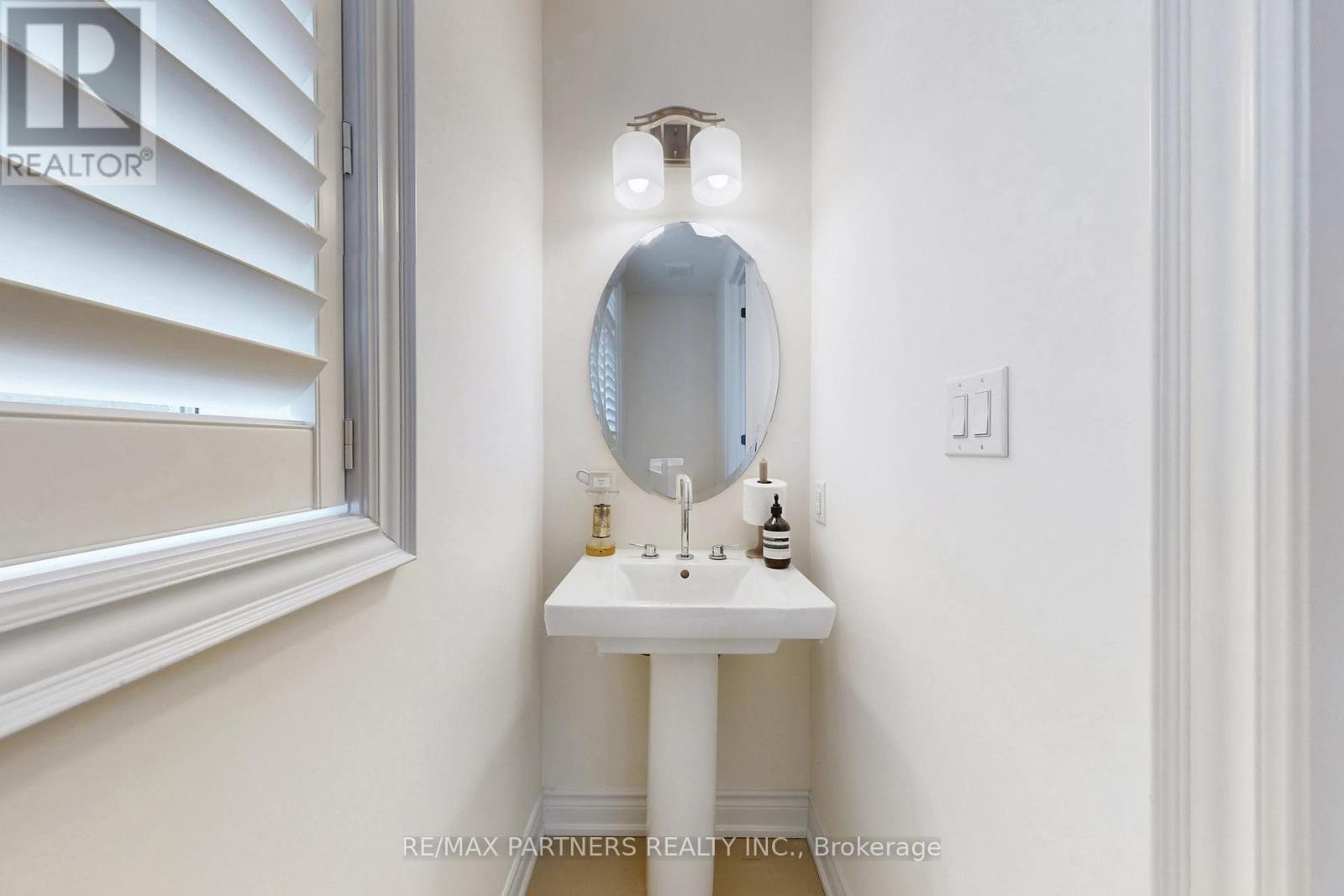 26 Island Green Lane, Markham, Ontario  L6C 0Y7 - Photo 18 - N12677544