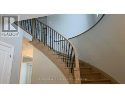 11 REVOL ROAD, Penetanguishene, Ontario