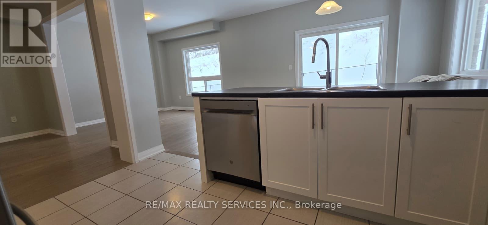 11 Revol Road, Penetanguishene, Ontario  L9M 0W8 - Photo 21 - S12654886