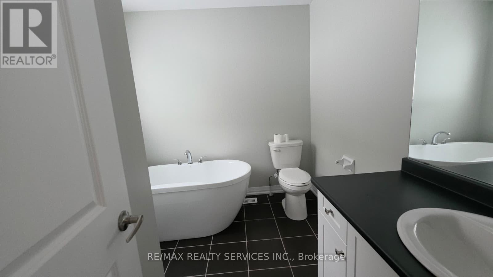 11 Revol Road, Penetanguishene, Ontario  L9M 0W8 - Photo 49 - S12654886