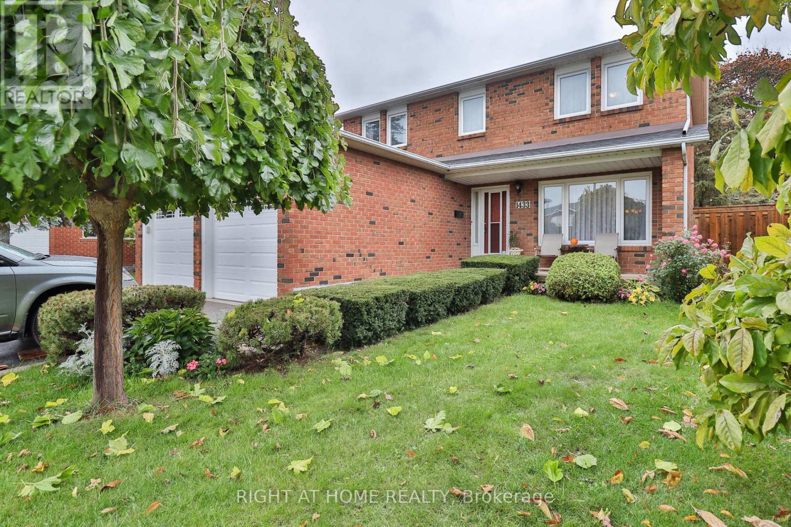 1433 BOUGH BEECHES BOULEVARD, Mississauga, Ontario