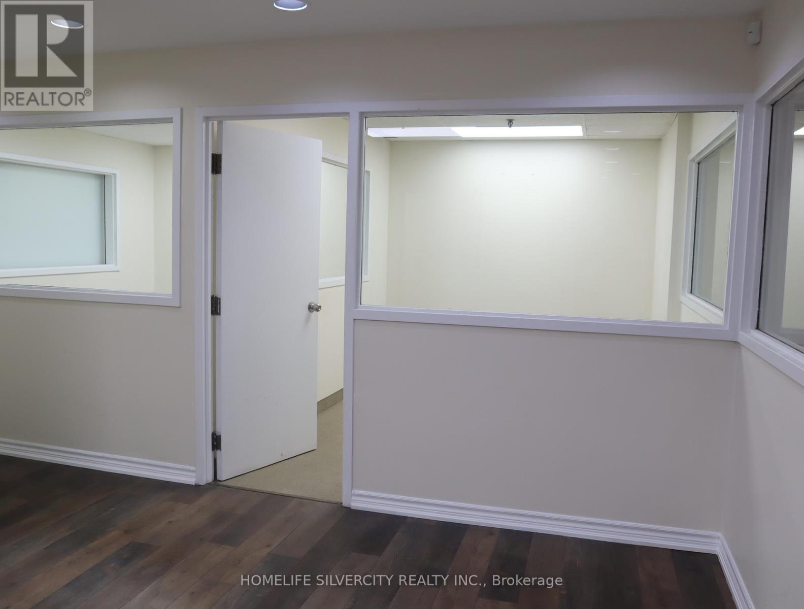 7461 Pacific Circle, Mississauga, Ontario  L5T 2A4 - Photo 7 - W12681902