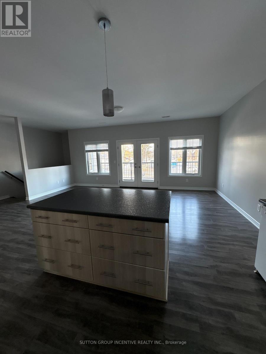 1803a River Road W, Wasaga Beach, Ontario  L9Z 2X5 - Photo 3 - S12697638