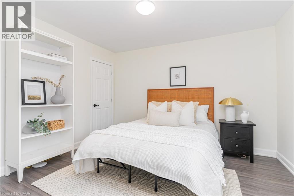 4 Robins Avenue, Hamilton, Ontario  L8H 4M6 - Photo 10 - 40798699