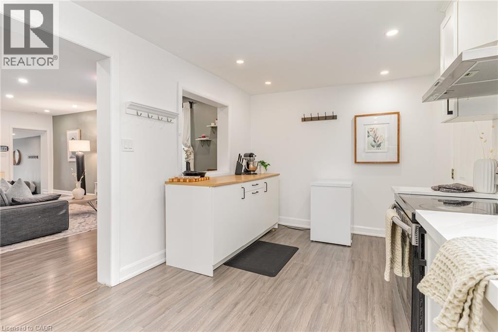 4 Robins Avenue, Hamilton, Ontario  L8H 4M6 - Photo 7 - 40798699