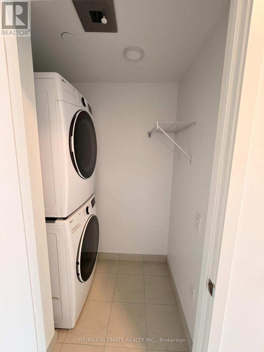 4603 - 395 Square One Drive, Mississauga, Ontario  L5B 0P6 - Photo 17 - W12697642