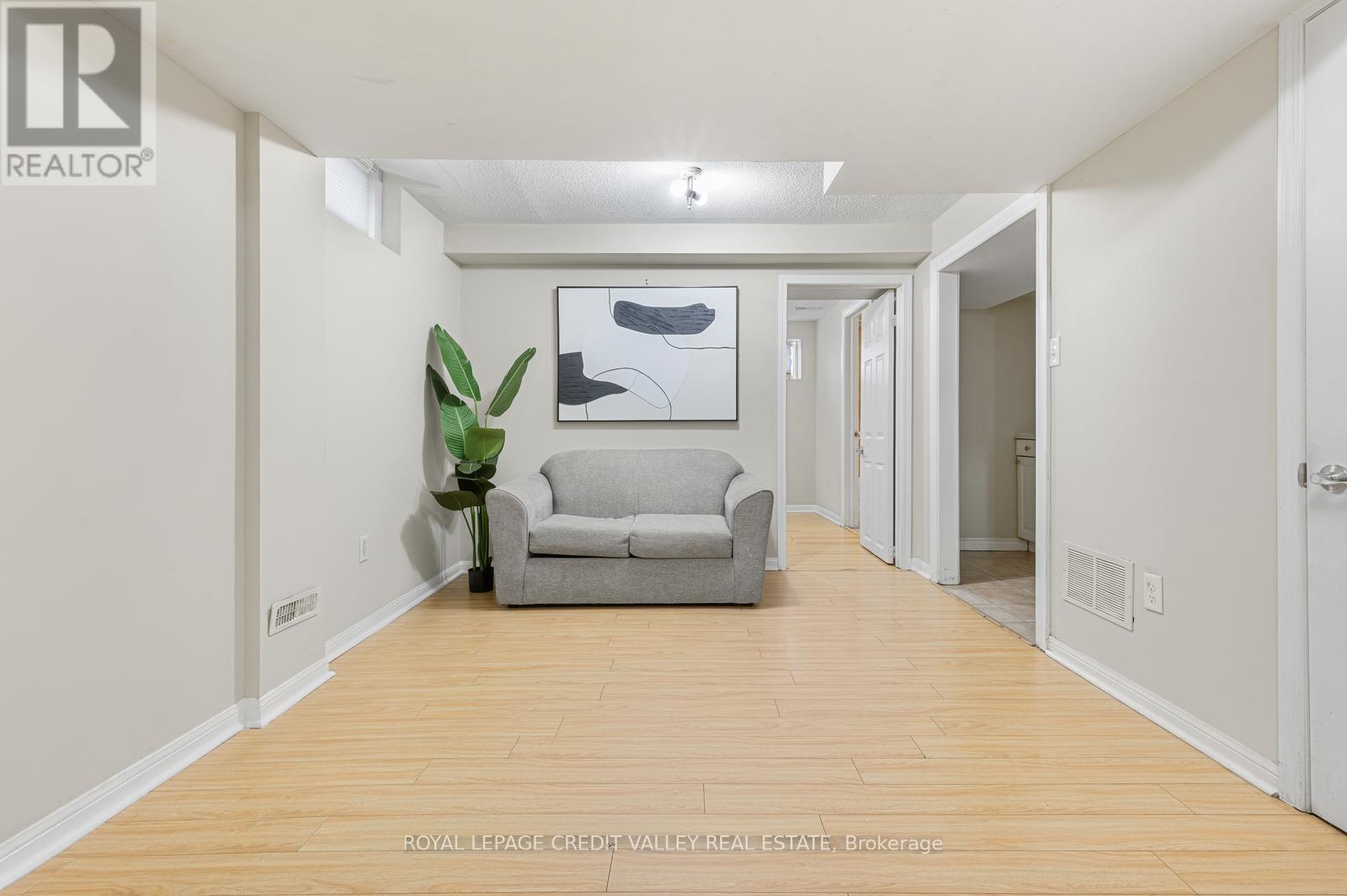 84 Whiteface Crescent, Brampton, Ontario  L6X 4X3 - Photo 25 - W12697674