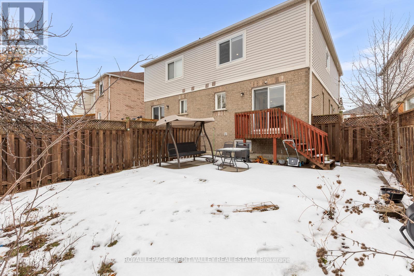 84 Whiteface Crescent, Brampton, Ontario  L6X 4X3 - Photo 34 - W12697674