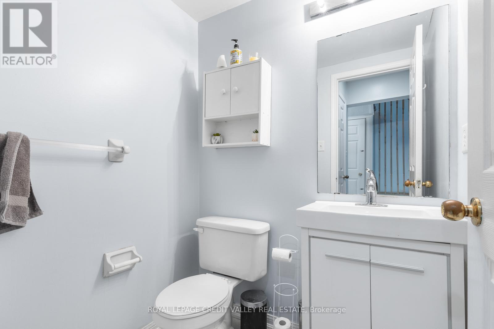 84 Whiteface Crescent, Brampton, Ontario  L6X 4X3 - Photo 6 - W12697674