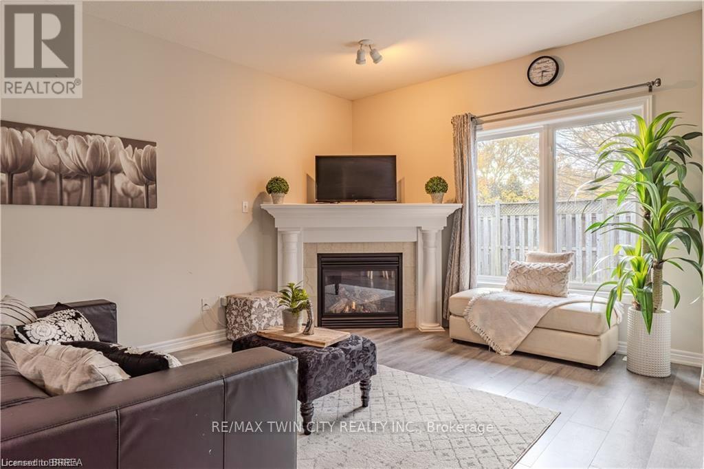 11 Irongate Drive, Brant, Ontario  N3L 4G4 - Photo 6 - X12697624