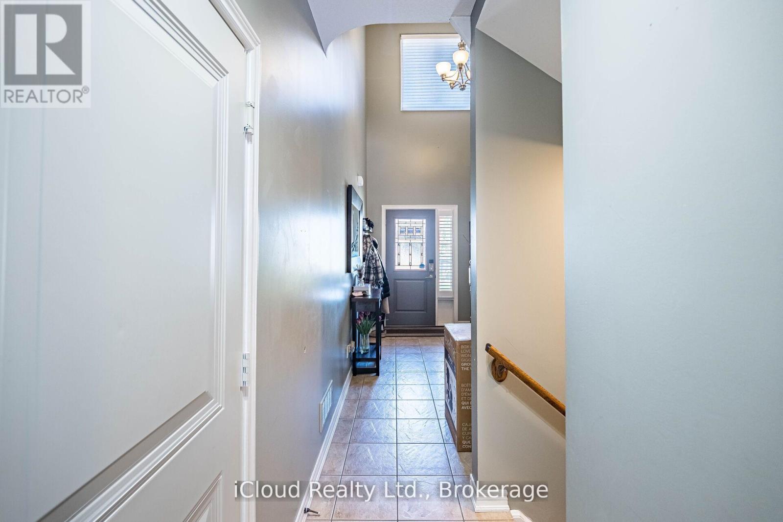 20 - 45 Seabreeze Crescent, Hamilton, Ontario  L8E 0G1 - Photo 3 - X12697634