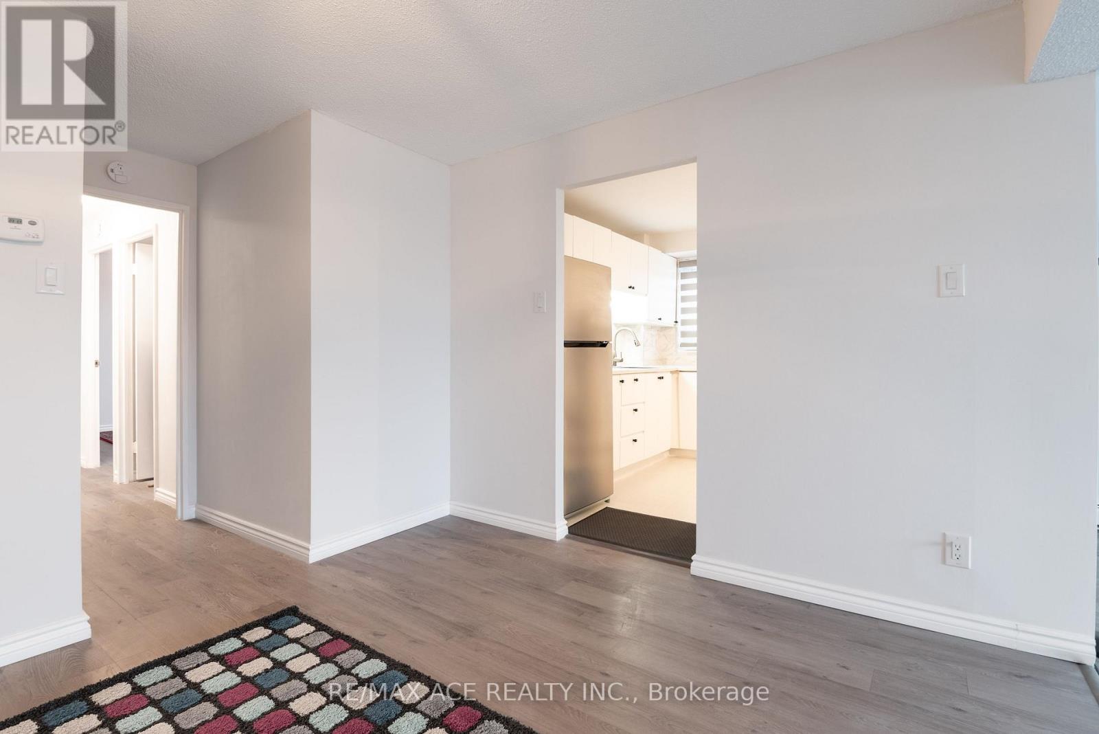 1506 - 1171 Ambleside Drive, Ottawa, Ontario  K2B 8E1 - Photo 7 - X12697662