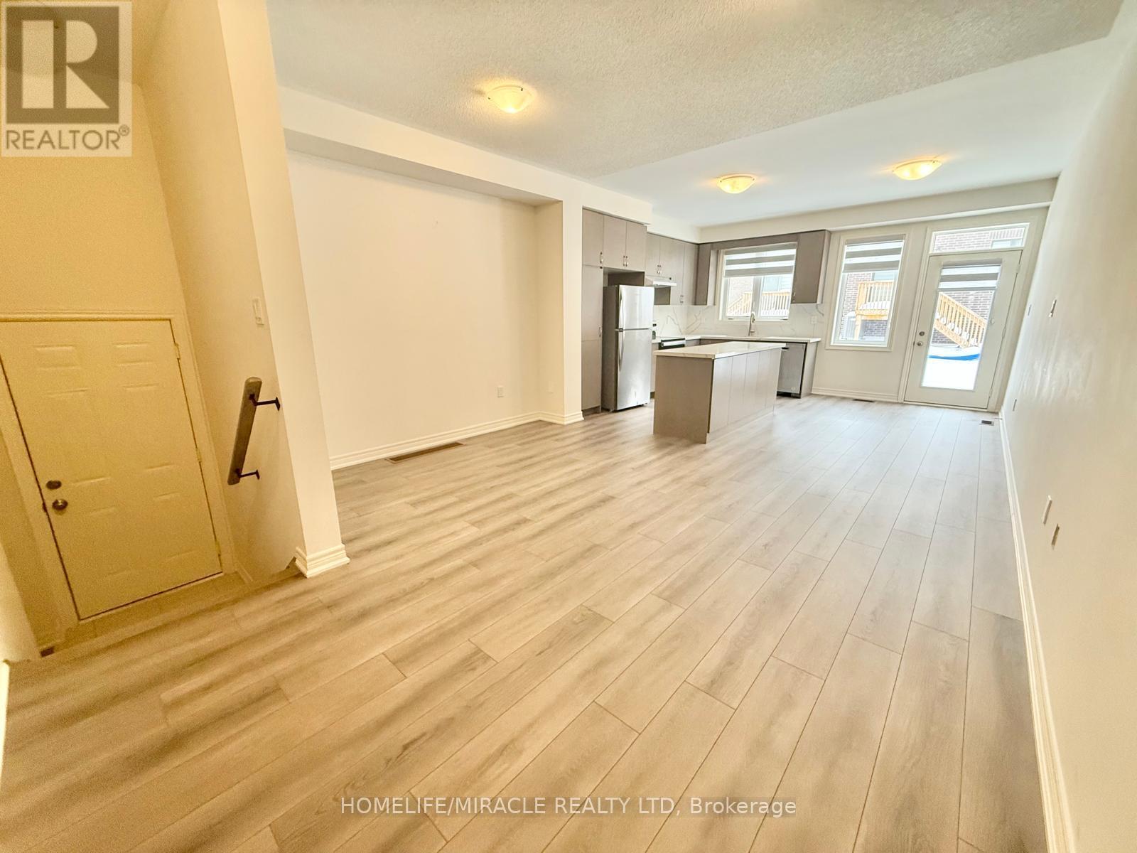 21 Gledhill Crescent W, Cambridge, Ontario  N1T 0G2 - Photo 4 - X12697676